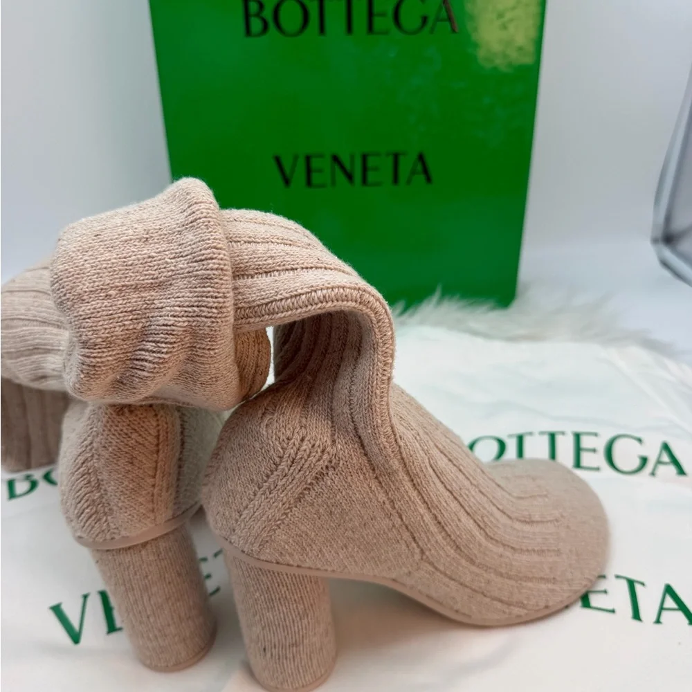 Bottega Veneta Beige Ribbed Knit Sock Boots‎ Size EU 40 / US 10 Women